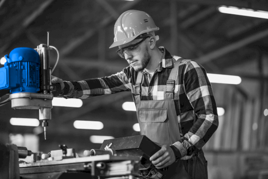 6452_male-worker-factory.png
